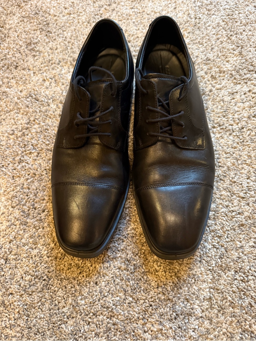 Ecco Men's Black Leather Cap-Toe Oxfords